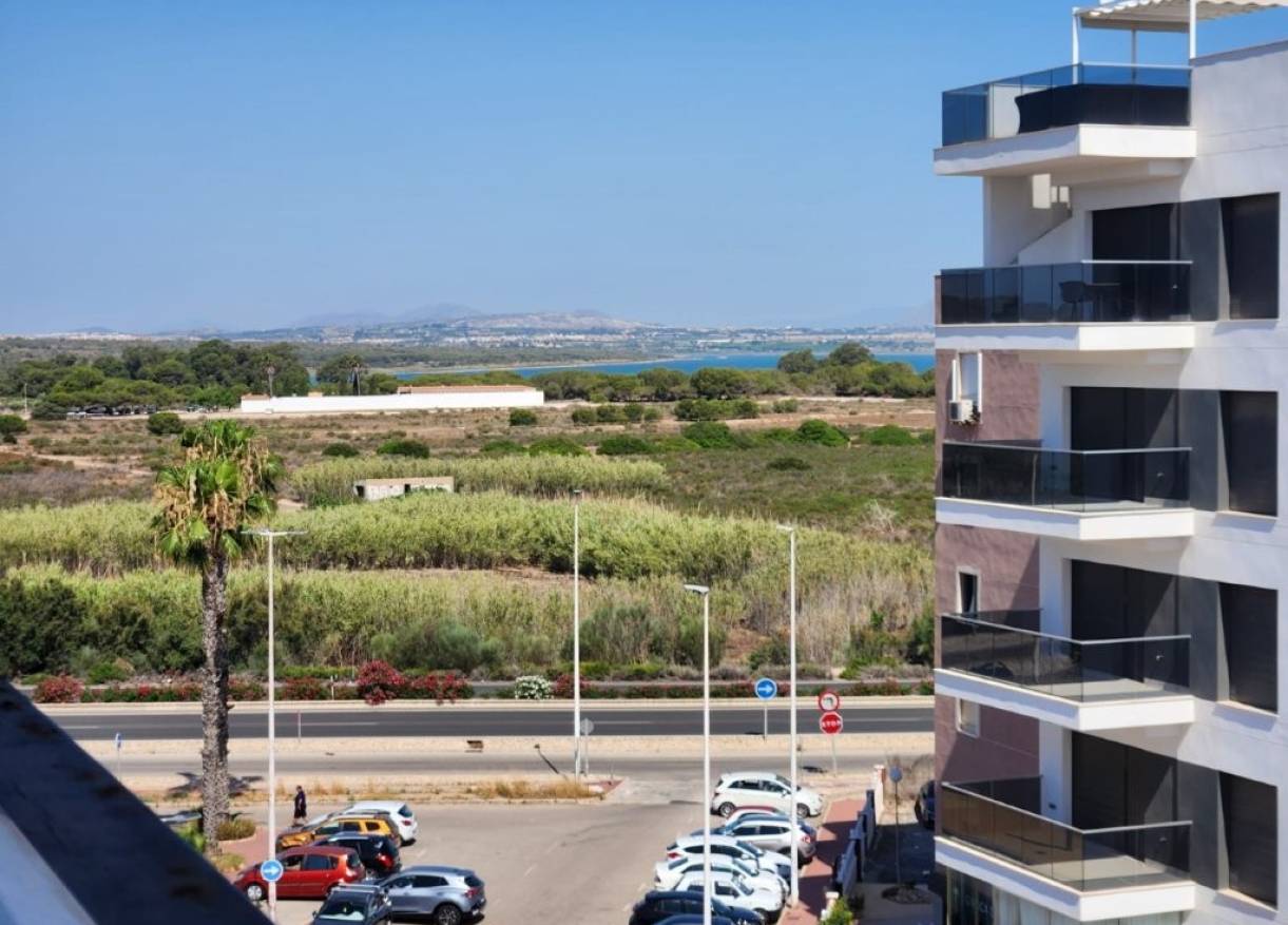 Bestaand - Appartement - La Mata - Los Europeos