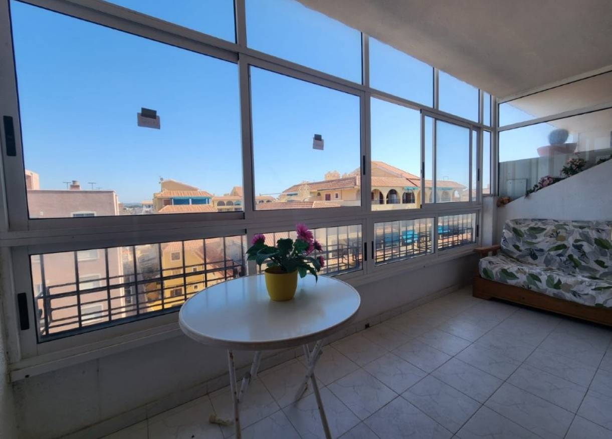 Bestaand - Appartement - La Mata - Los Europeos