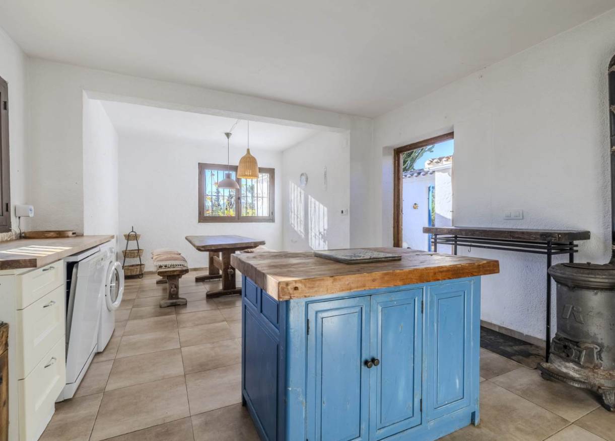 Bestaand - Villa - Jávea - Montgo