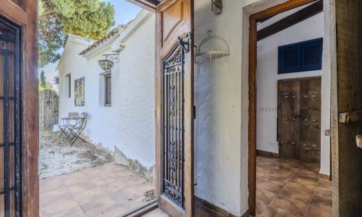 Bestaand - Villa - Jávea - Montgo
