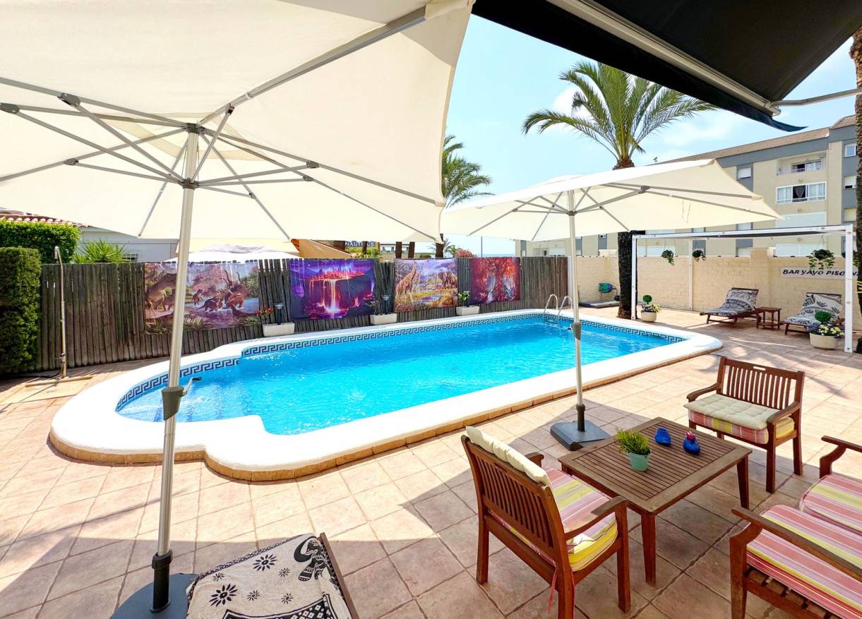 Bestaand - Villa - Torrevieja - Rocio del Mar