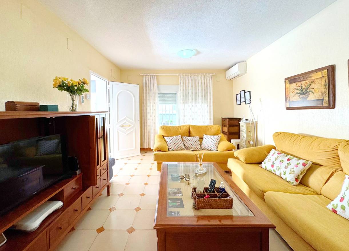 Bestaand - Villa - Torrevieja - Rocio del Mar
