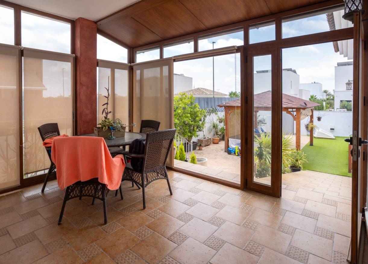 Bestaand - Villa - Los Montesinos - La Herrada