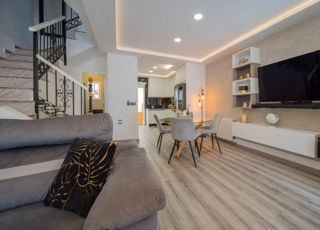 Bestaand - Townhouse / Semi-detached - Orihuela Costa - Pau 26
