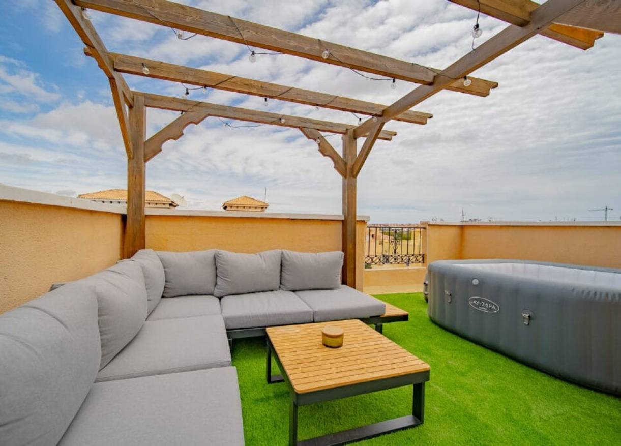 Bestaand - Townhouse / Semi-detached - Orihuela Costa - Pau 26