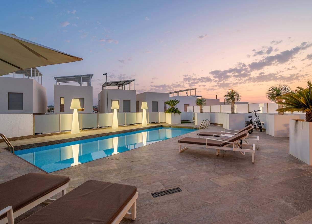 Bestaand - Villa - Orihuela Costa - Villamartin