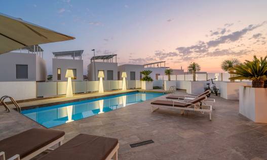 Bestaand - Villa - Orihuela Costa - Villamartin