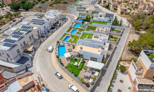 Bestaand - Villa - Orihuela Costa - Villamartin