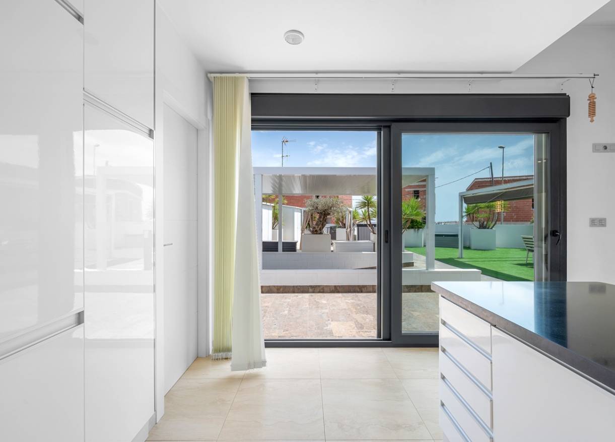 Bestaand - Villa - Orihuela Costa - Villamartin