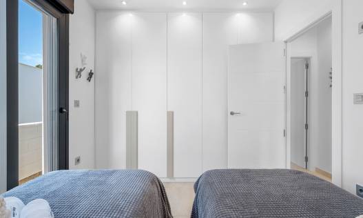Bestaand - Villa - Orihuela Costa - Villamartin