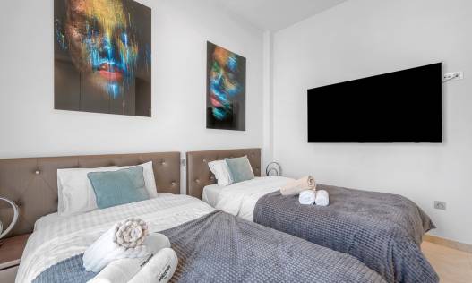 Bestaand - Villa - Orihuela Costa - Villamartin