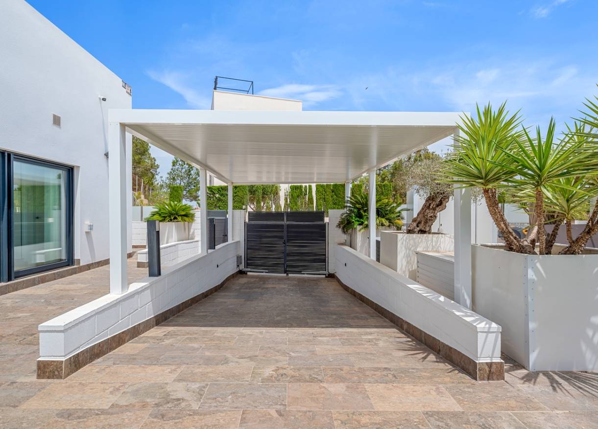 Bestaand - Villa - Orihuela Costa - Villamartin