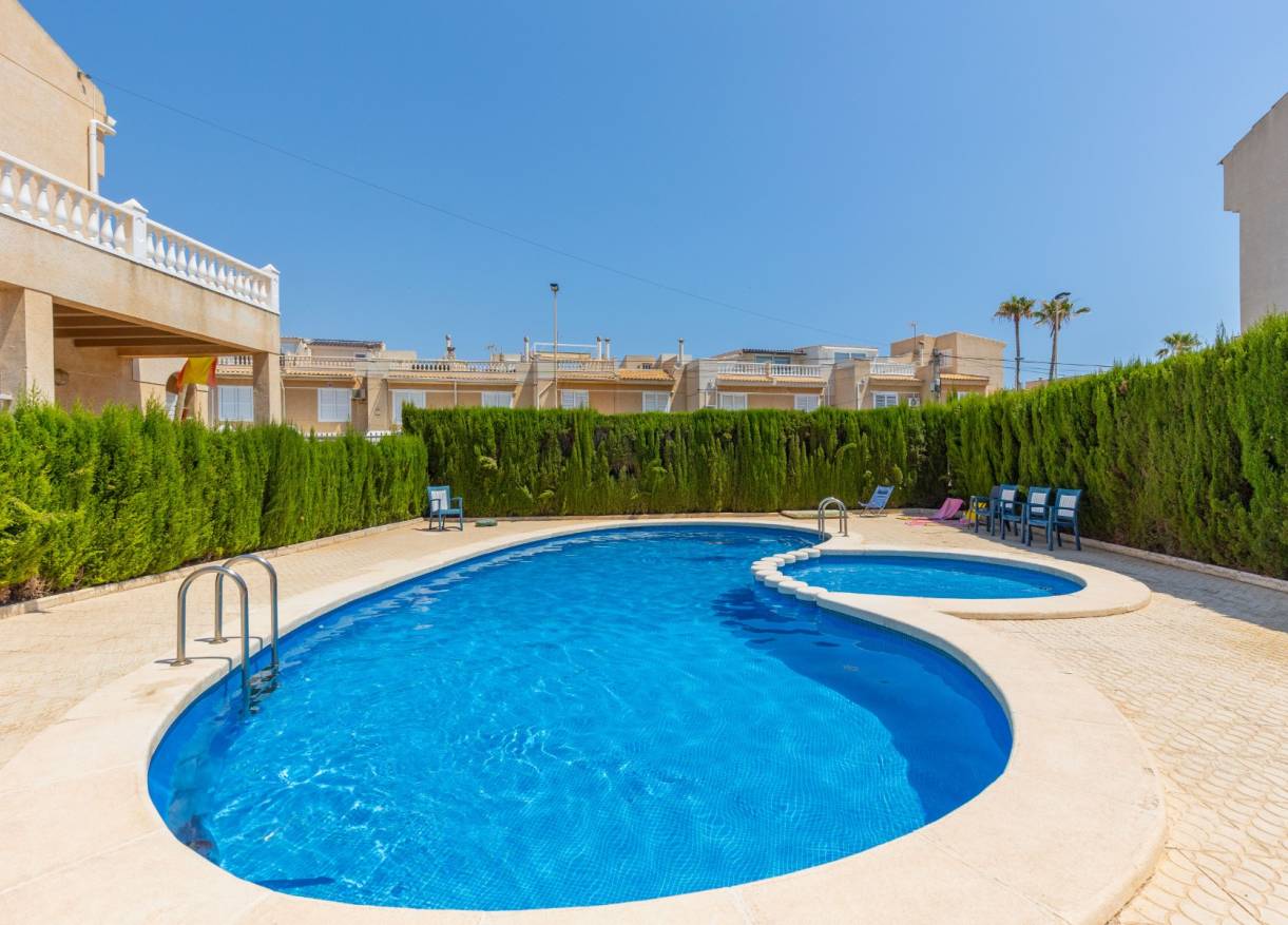 Bestaand - Casa - Torrevieja - Zona los Frutales