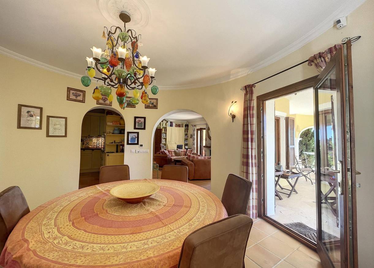 Bestaand - Villa - Moraira