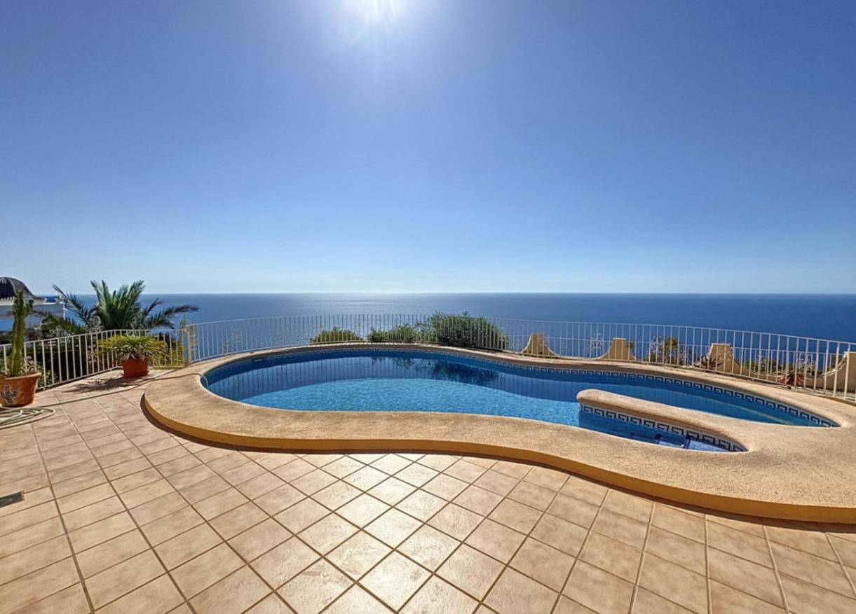 Bestaand - Villa - Moraira