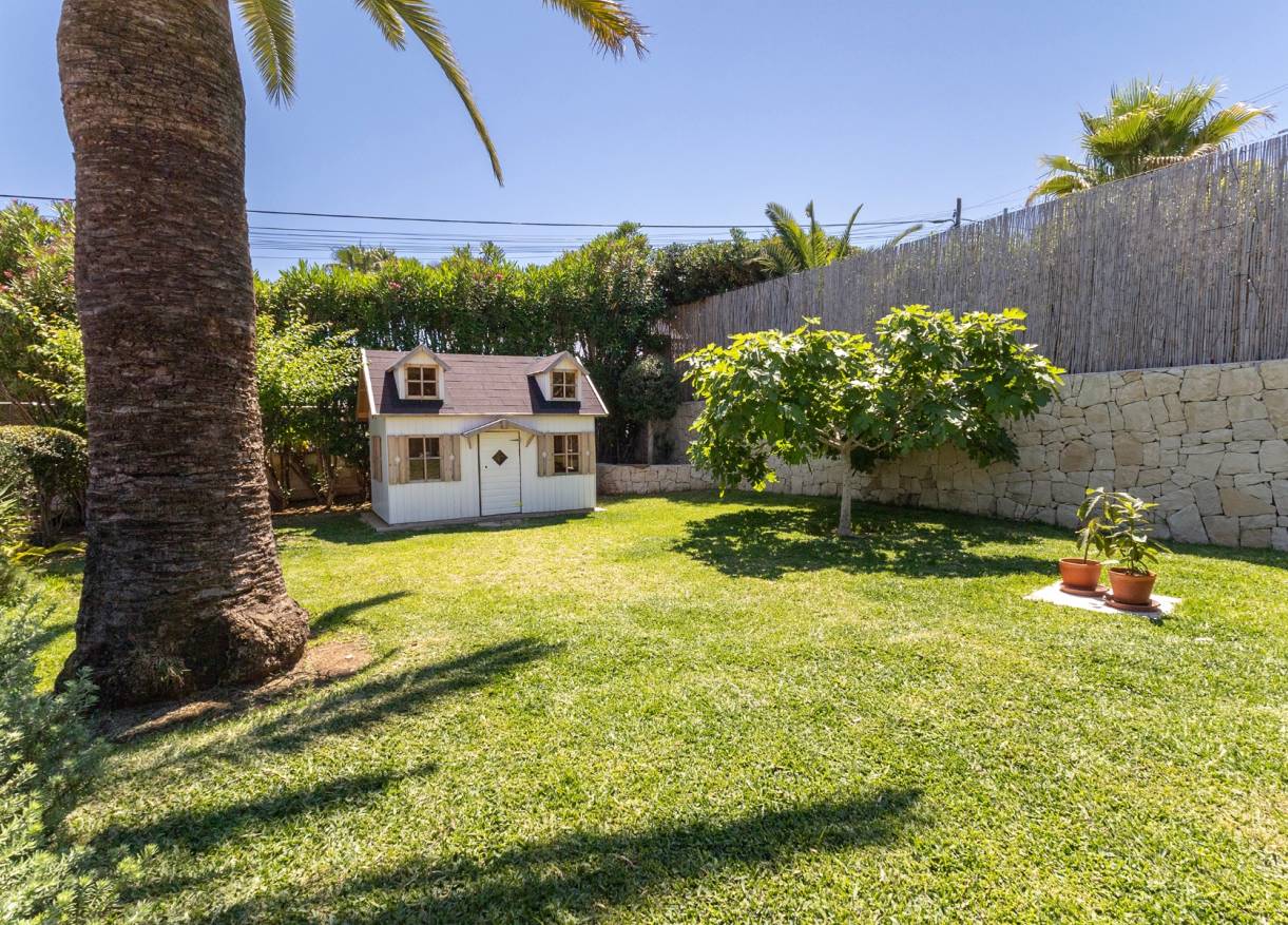 Bestaand - Villa - Jávea - La Mandarina