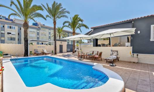 Bestaand - Villa - Torrevieja - Rocio del Mar