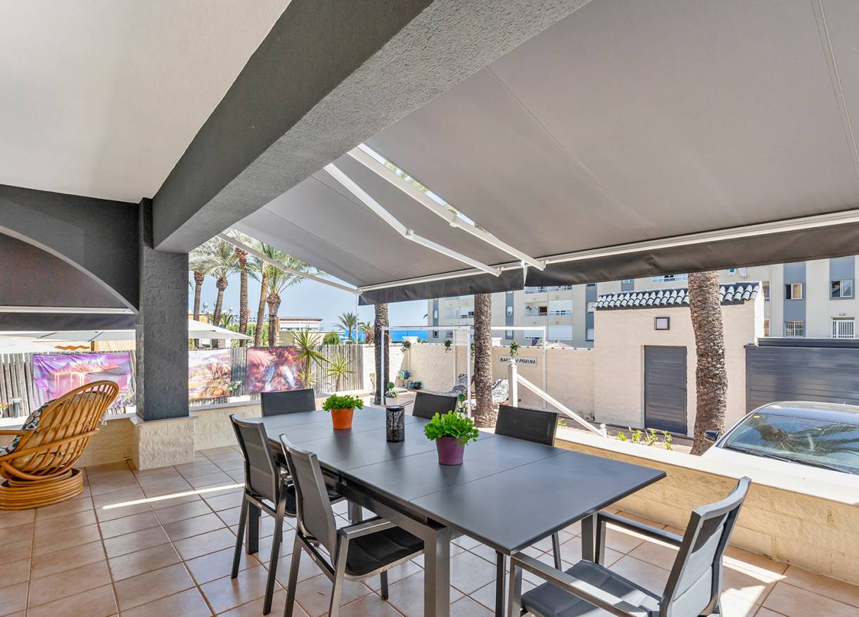 Bestaand - Villa - Torrevieja - Rocio del Mar