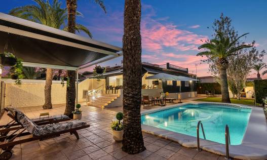 Bestaand - Villa - Torrevieja - Rocio del Mar