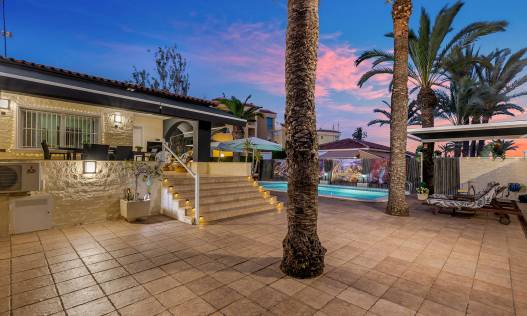 Bestaand - Villa - Torrevieja - Rocio del Mar
