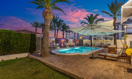 Bestaand - Villa - Torrevieja - Rocio del Mar