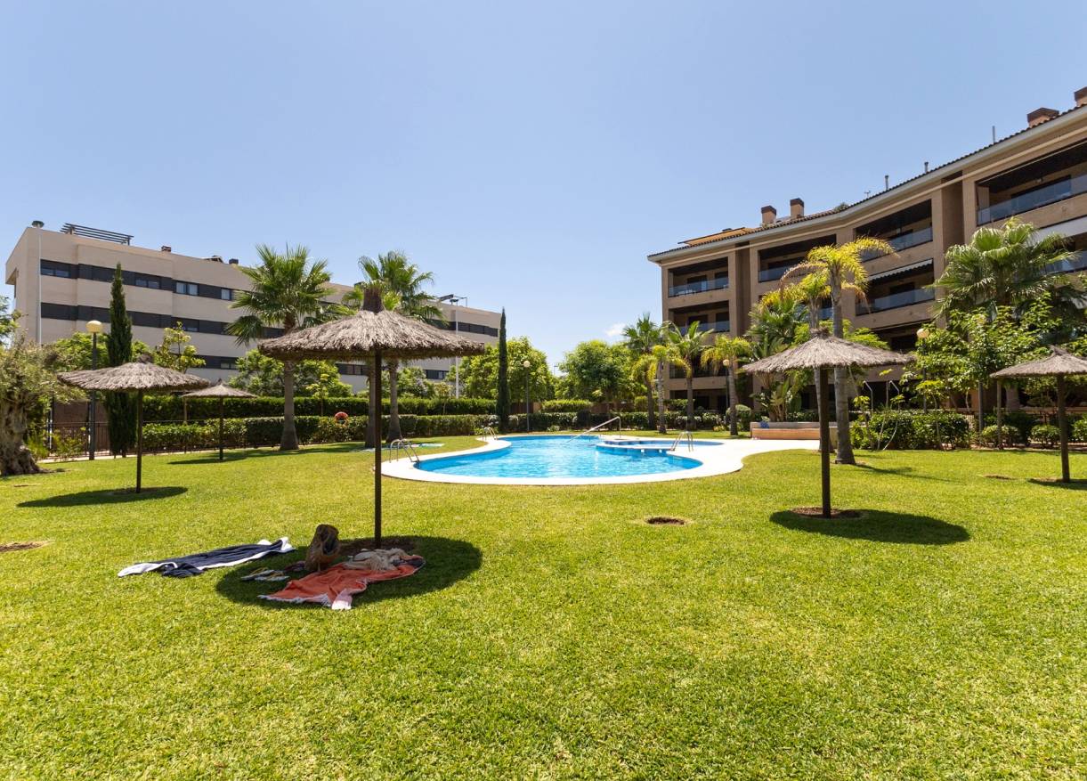 Bestaand - Apartment / flat - Jávea - El Arenal