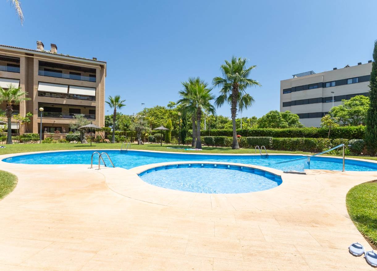 Bestaand - Apartment / flat - Jávea - El Arenal
