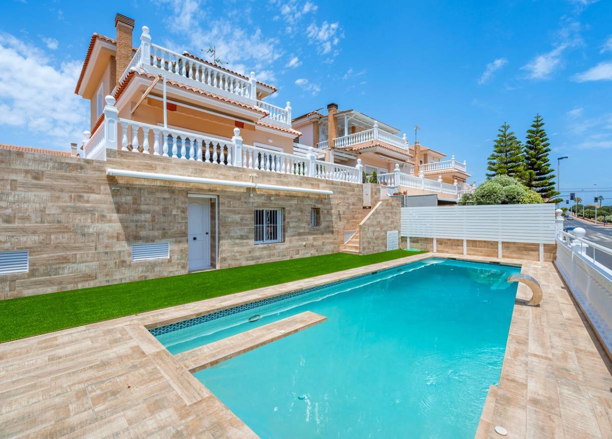 Bestaand - Villa - Torrevieja