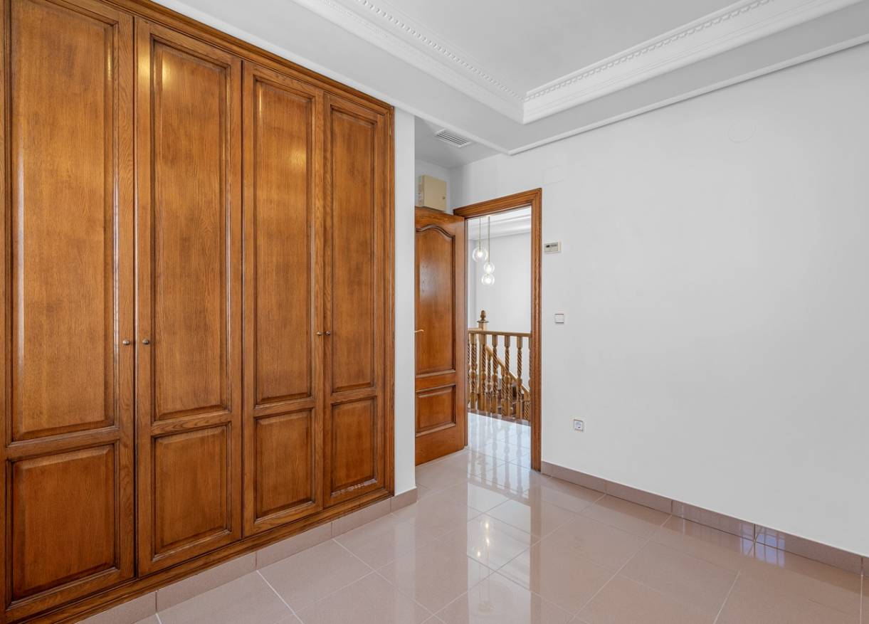 Bestaand - Villa - Torrevieja