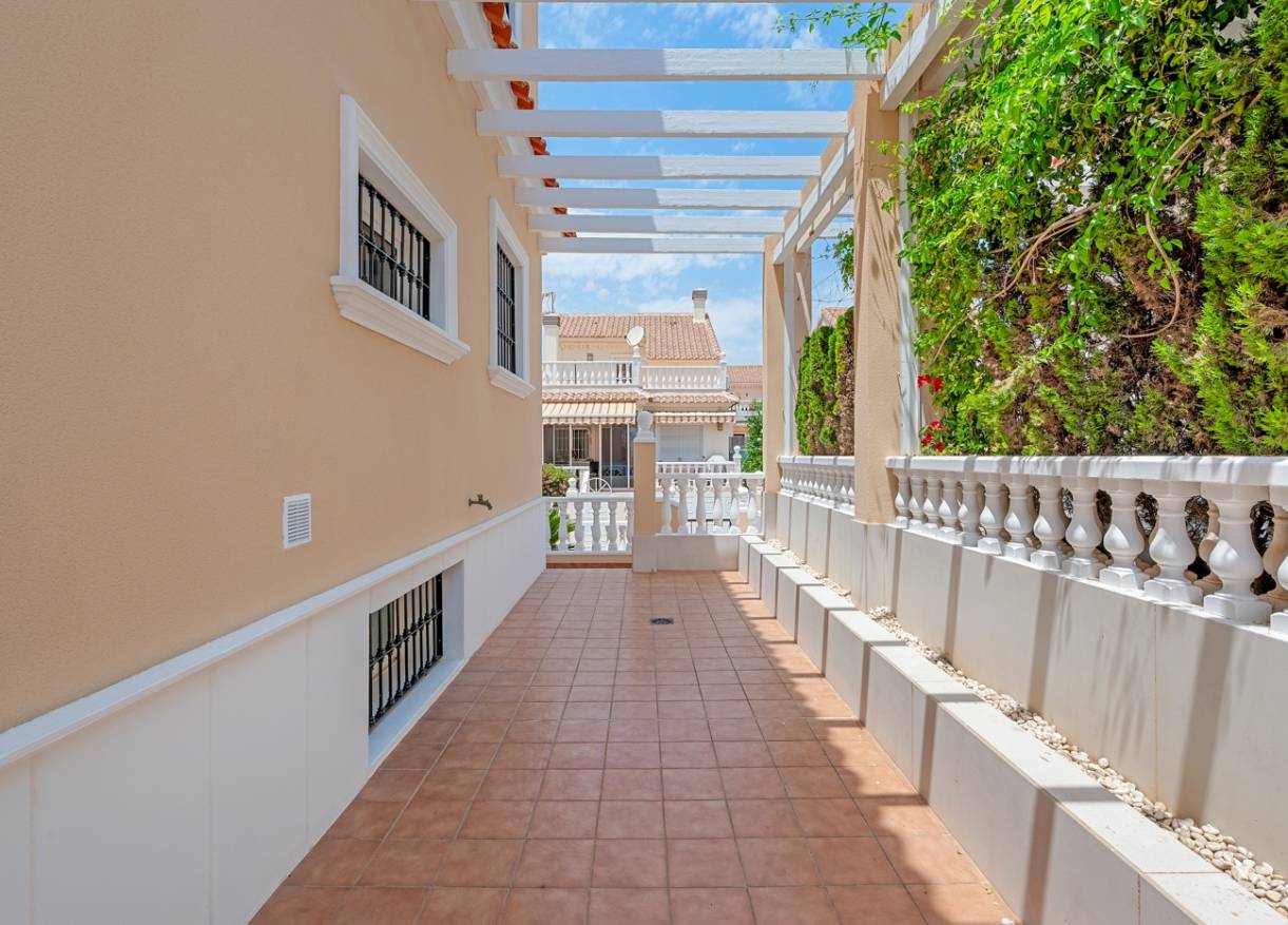 Bestaand - Villa - Torrevieja