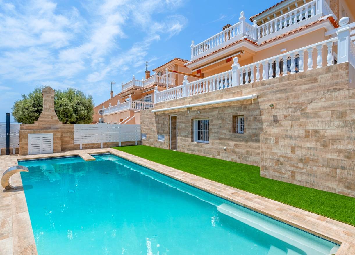 Bestaand - Villa - Torrevieja