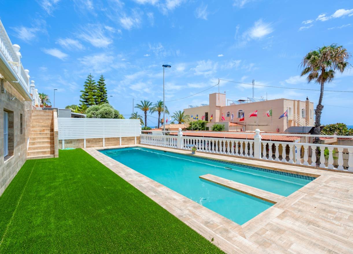 Bestaand - Villa - Torrevieja