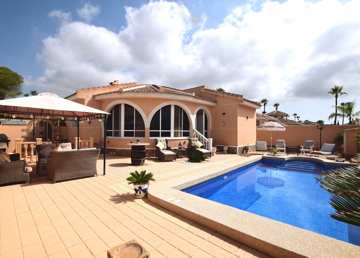 Bestaand - Villa - Ciudad Quesada - Doña Pepa