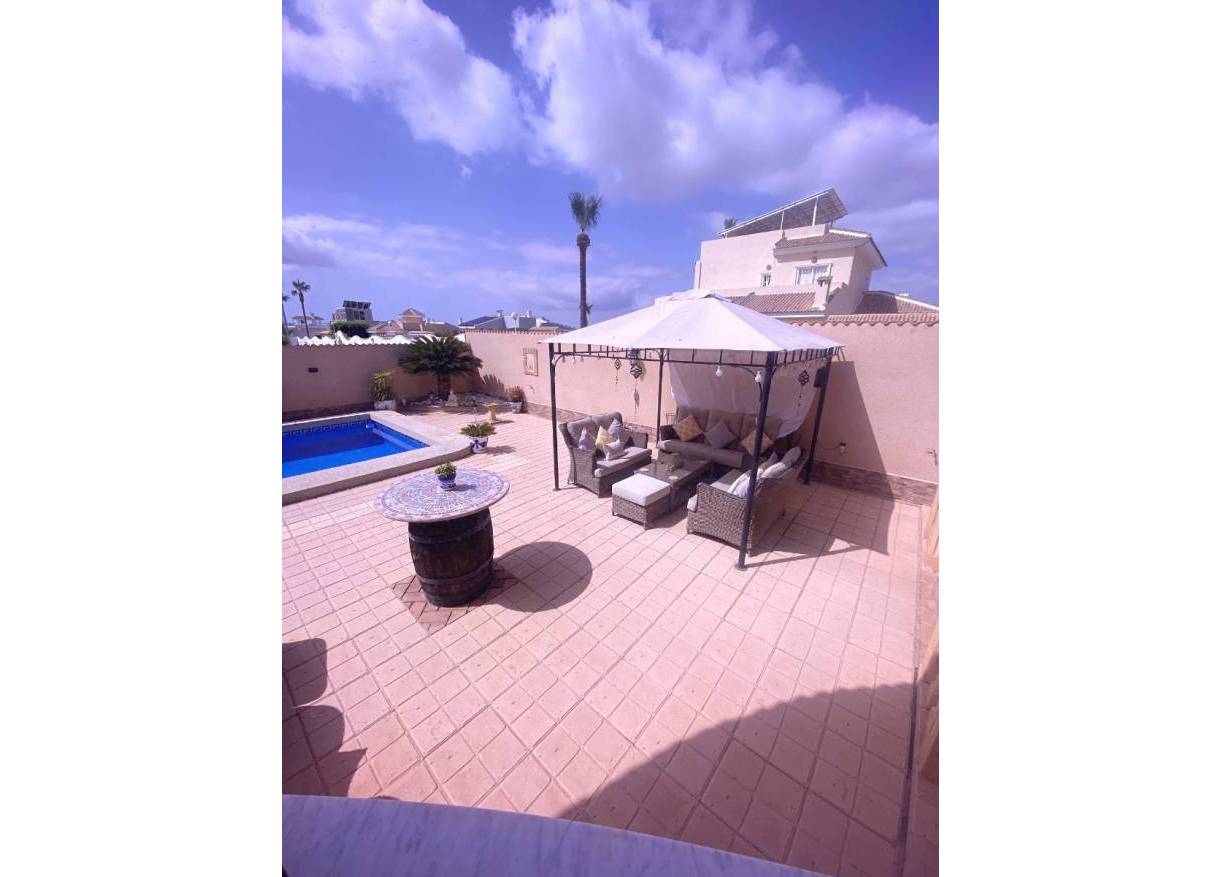Bestaand - Villa - Ciudad Quesada - Doña Pepa