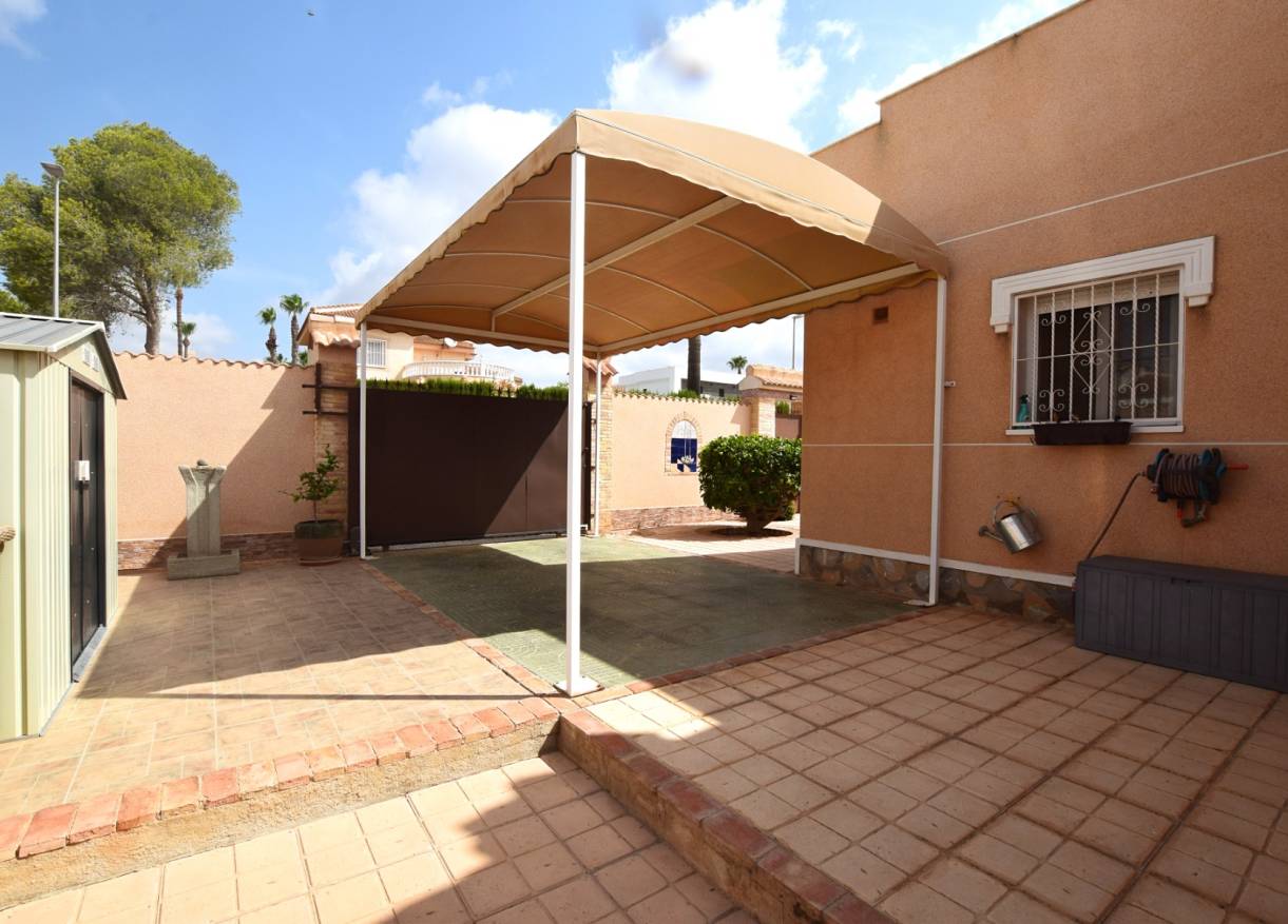 Bestaand - Villa - Ciudad Quesada - Doña Pepa