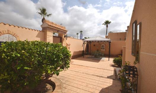 Bestaand - Villa - Ciudad Quesada - Doña Pepa