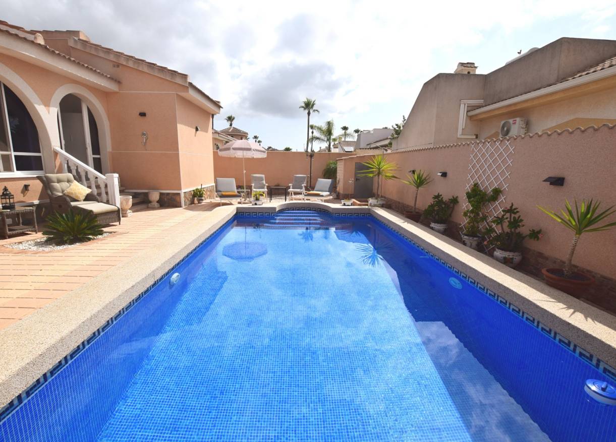 Bestaand - Villa - Ciudad Quesada - Doña Pepa