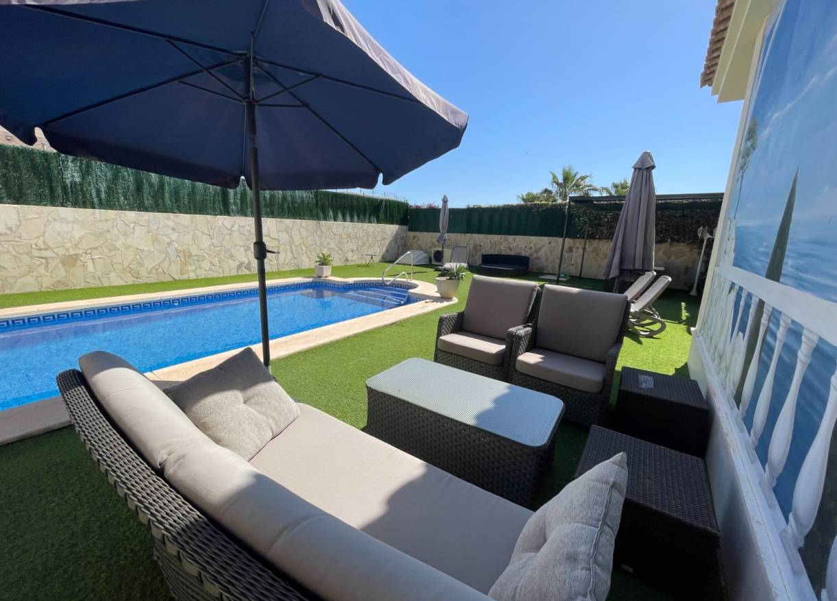 Vakantie verhuur - Villa - La Marina - Alicante