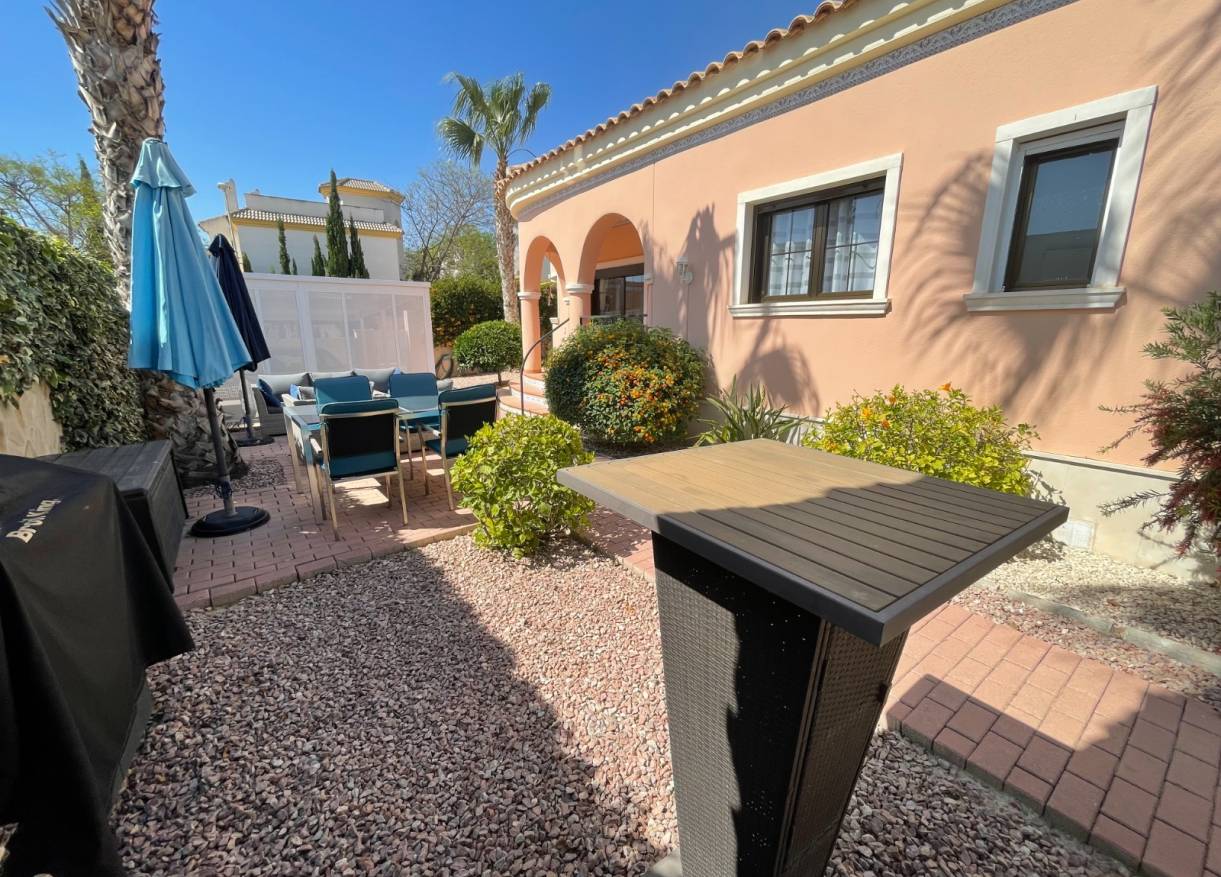 Vakantie verhuur - Villa - La Marina - Alicante
