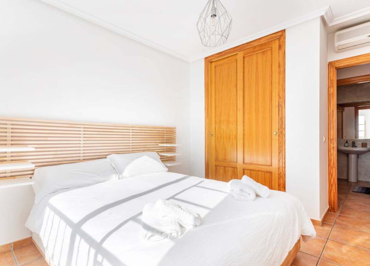 Lange tijd verhuur - Townhouse / Semi-detached - Altea - Mascarat