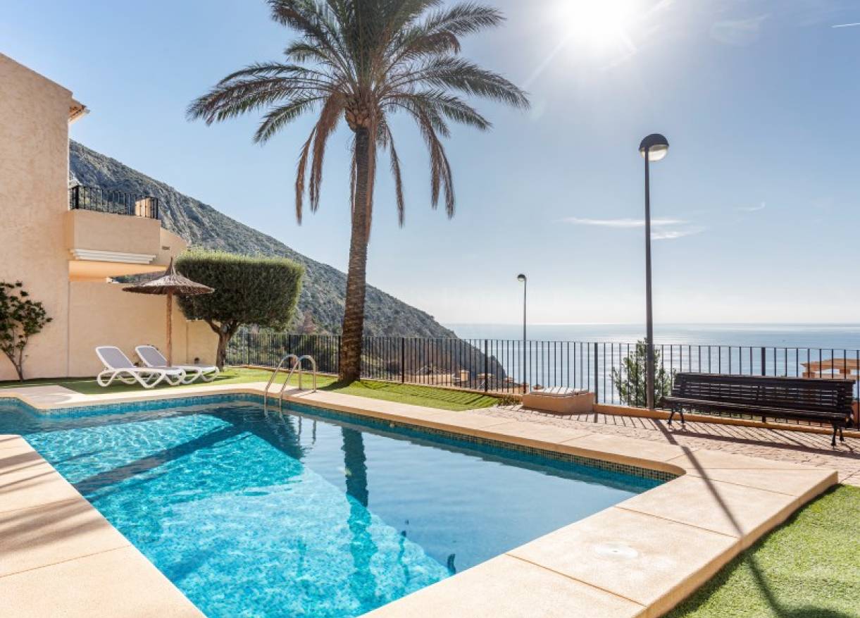Lange tijd verhuur - Townhouse / Semi-detached - Altea - Mascarat