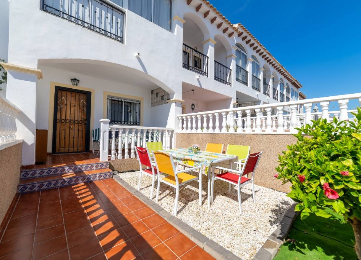 Bestaand - Townhouse / Semi-detached - Punta Prima - La Ciñuelica