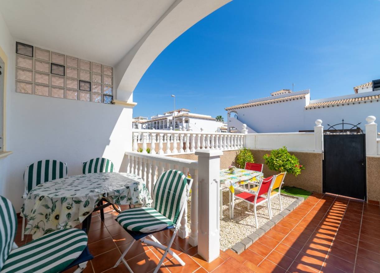 Bestaand - Townhouse / Semi-detached - Punta Prima - La Ciñuelica