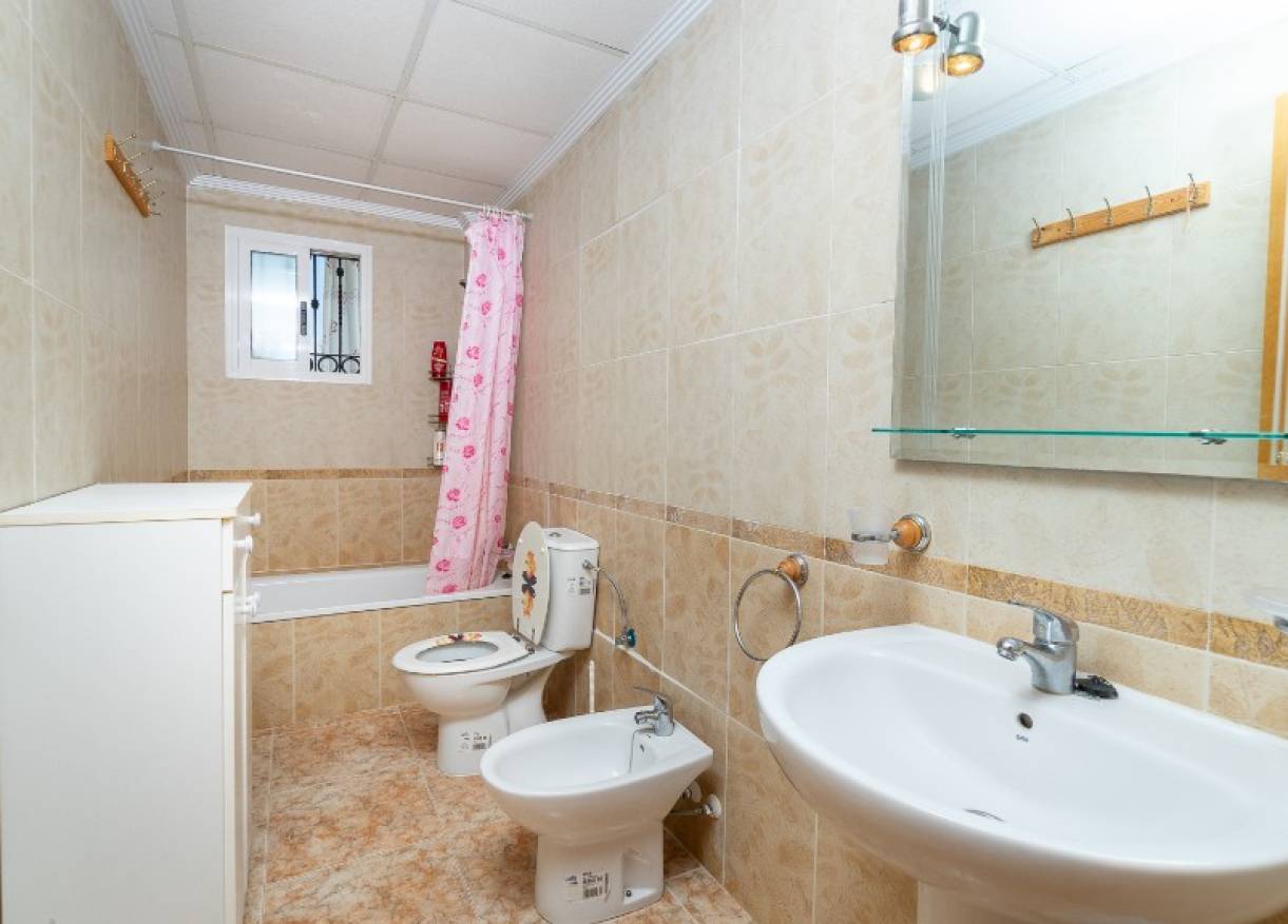 Bestaand - Townhouse / Semi-detached - Punta Prima - La Ciñuelica