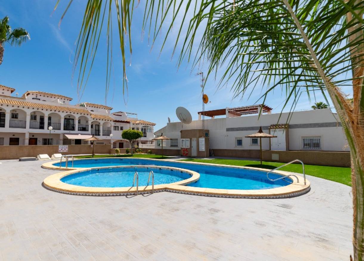 Bestaand - Townhouse / Semi-detached - Punta Prima - La Ciñuelica