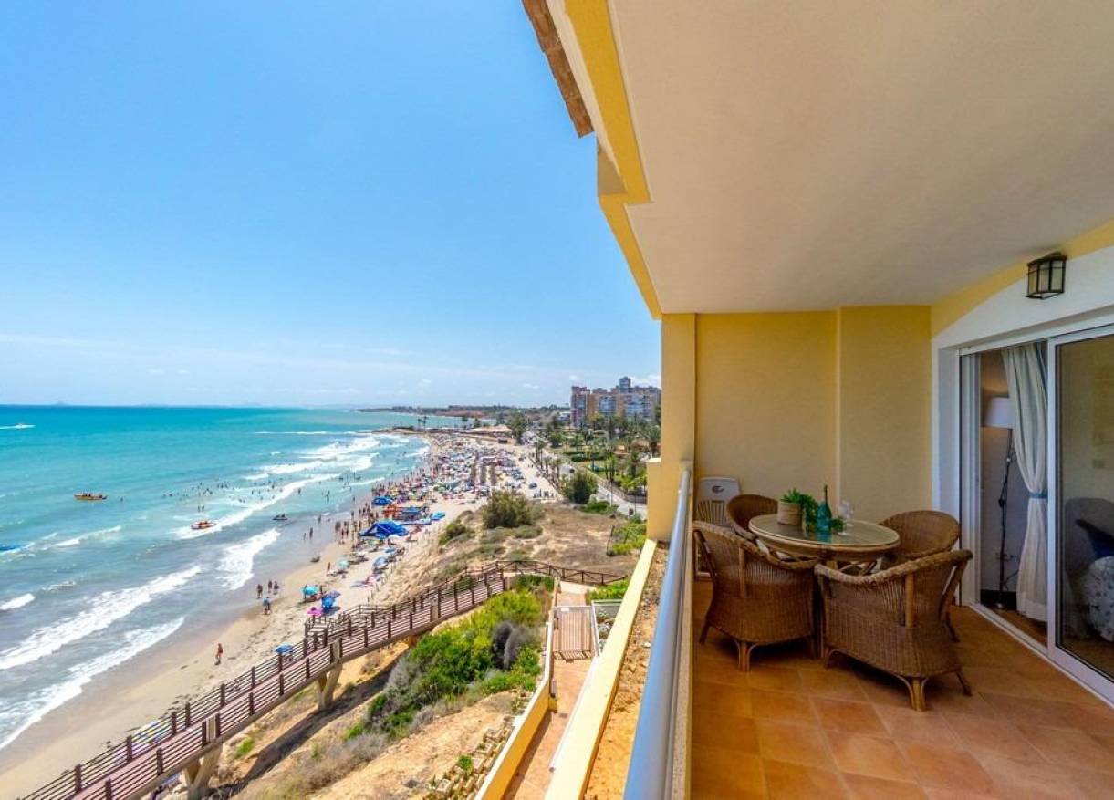 Bestaand - Townhouse / Semi-detached - Orihuela Costa - Campoamor