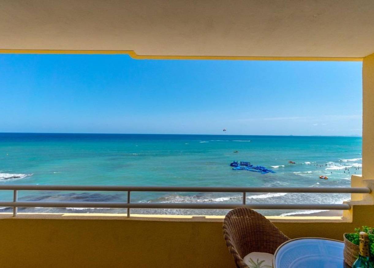 Bestaand - Townhouse / Semi-detached - Orihuela Costa - Campoamor