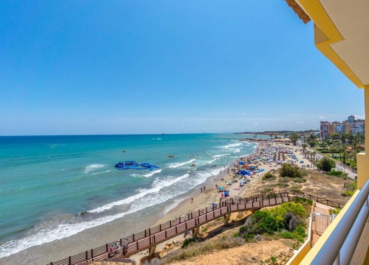 Bestaand - Townhouse / Semi-detached - Orihuela Costa - Campoamor
