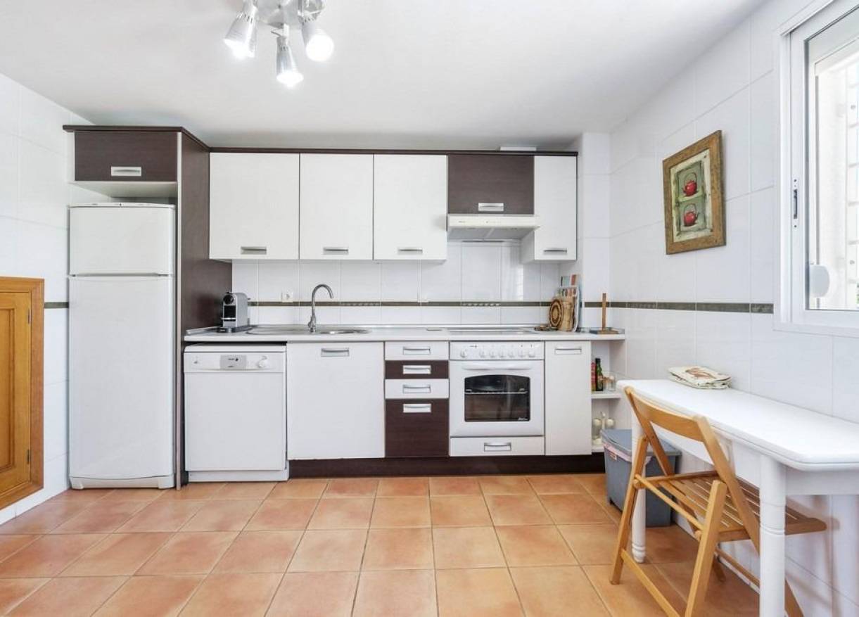 Bestaand - Townhouse / Semi-detached - Orihuela Costa - Campoamor