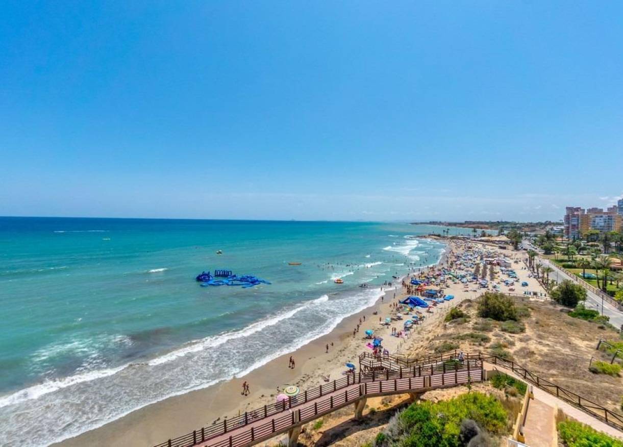 Bestaand - Townhouse / Semi-detached - Orihuela Costa - Campoamor
